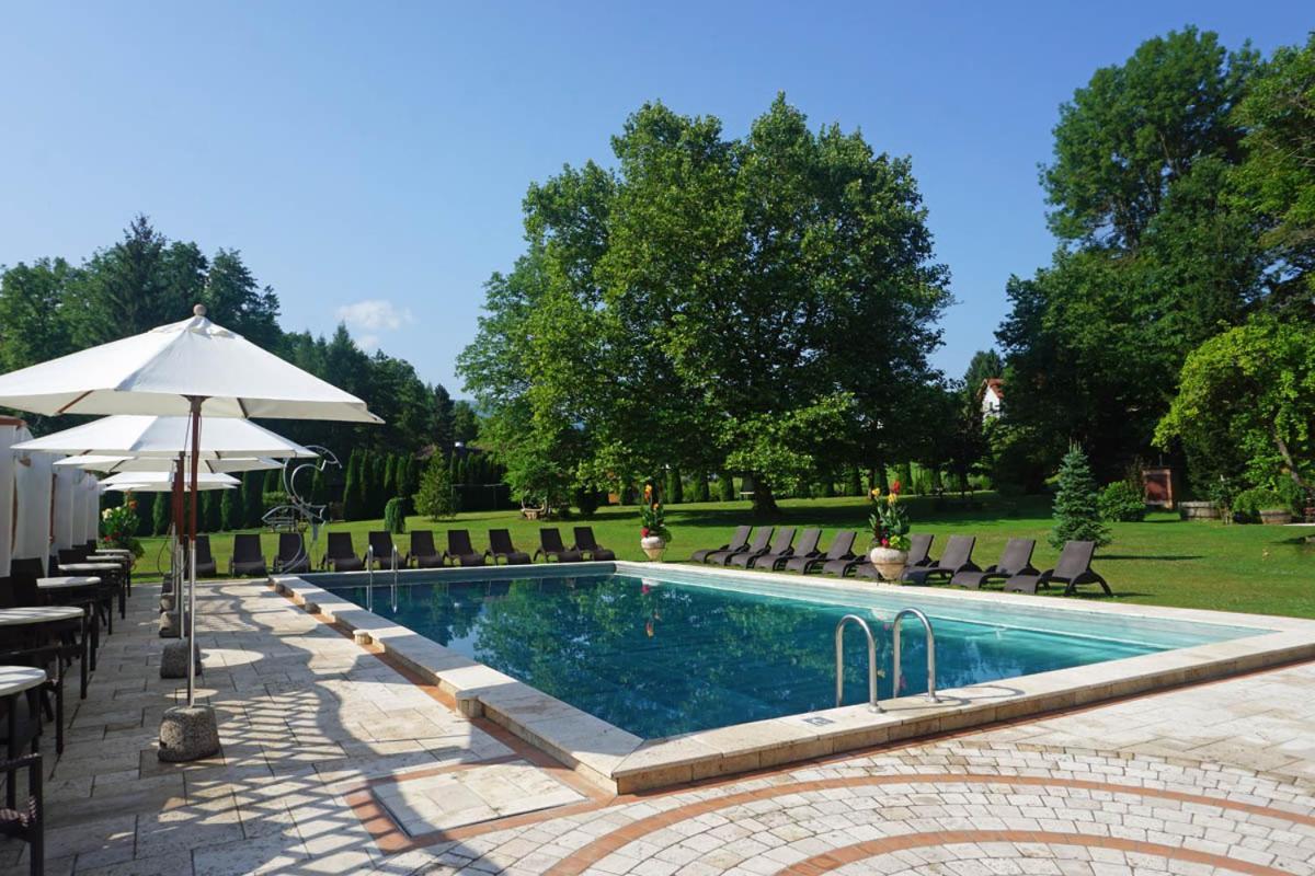 Gartenhotel Kloepferkeller Eibiswald エクステリア 写真